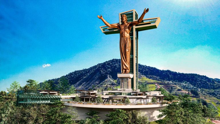Cristo del Embalse cerca de Medellín megaproyecto turístico